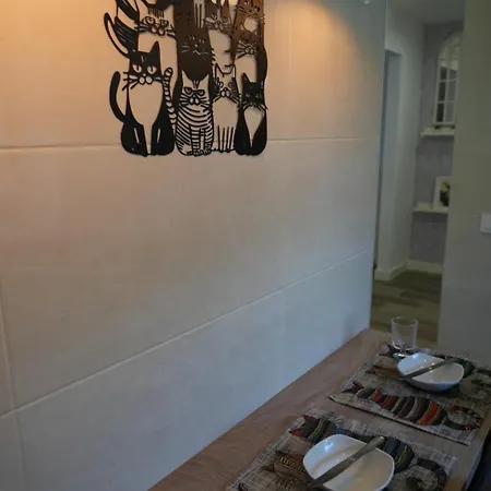 Catmandu Oldstation Apartamento *