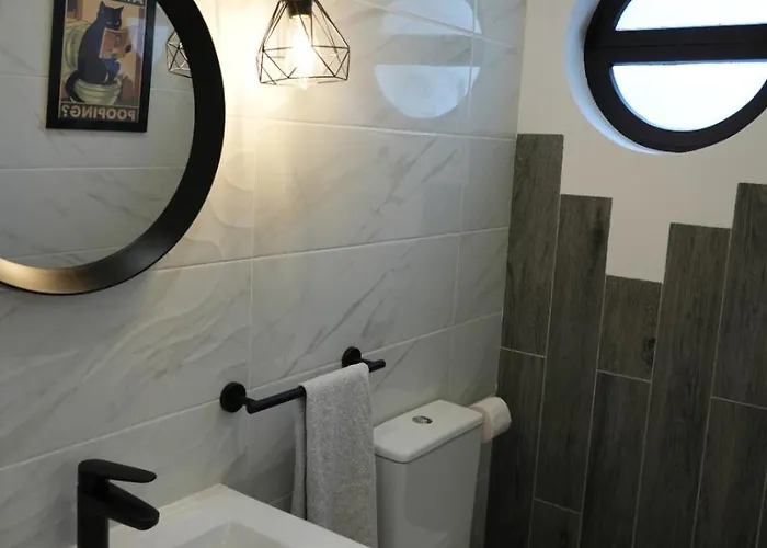 Catmandu Oldstation 아마란테